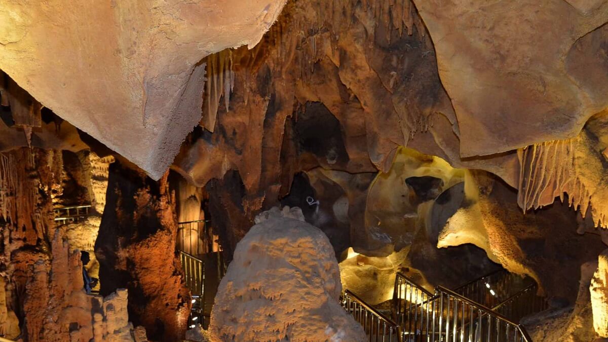 Пещера Таскую (Taşkuyu Mağarası)