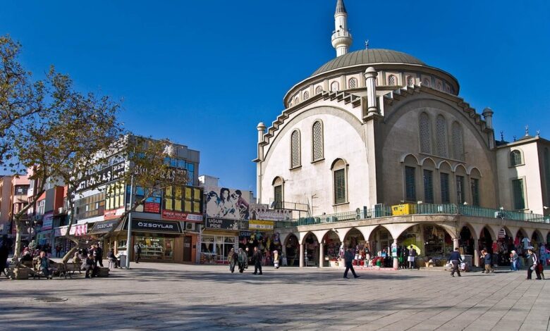 Центр Денизли - Шопинг и культурная поездка - Bayramyeri Meydanı